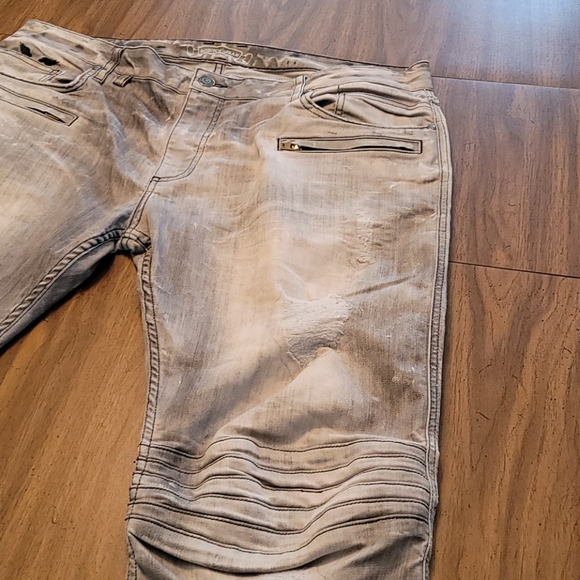 Robin's jeans - Picture 7 of 12